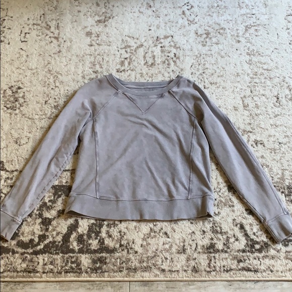 Cropped lululemon top - Picture 1 of 5